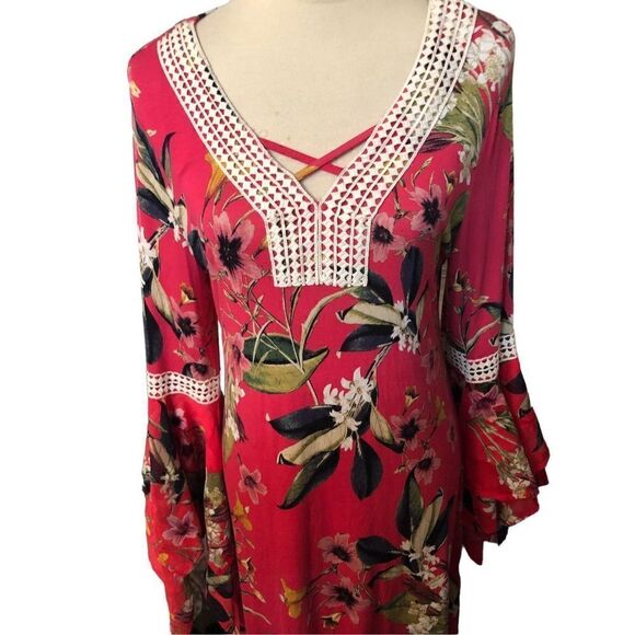 Cupio Ladies Size M Pink Floral Flutter Bell Sleeve Knit Dress mixed media sleev - Picture 7 of 14